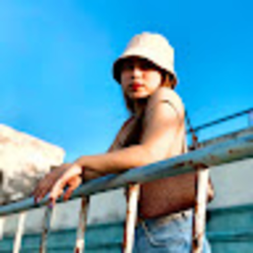 Meet your Posher, Kieu